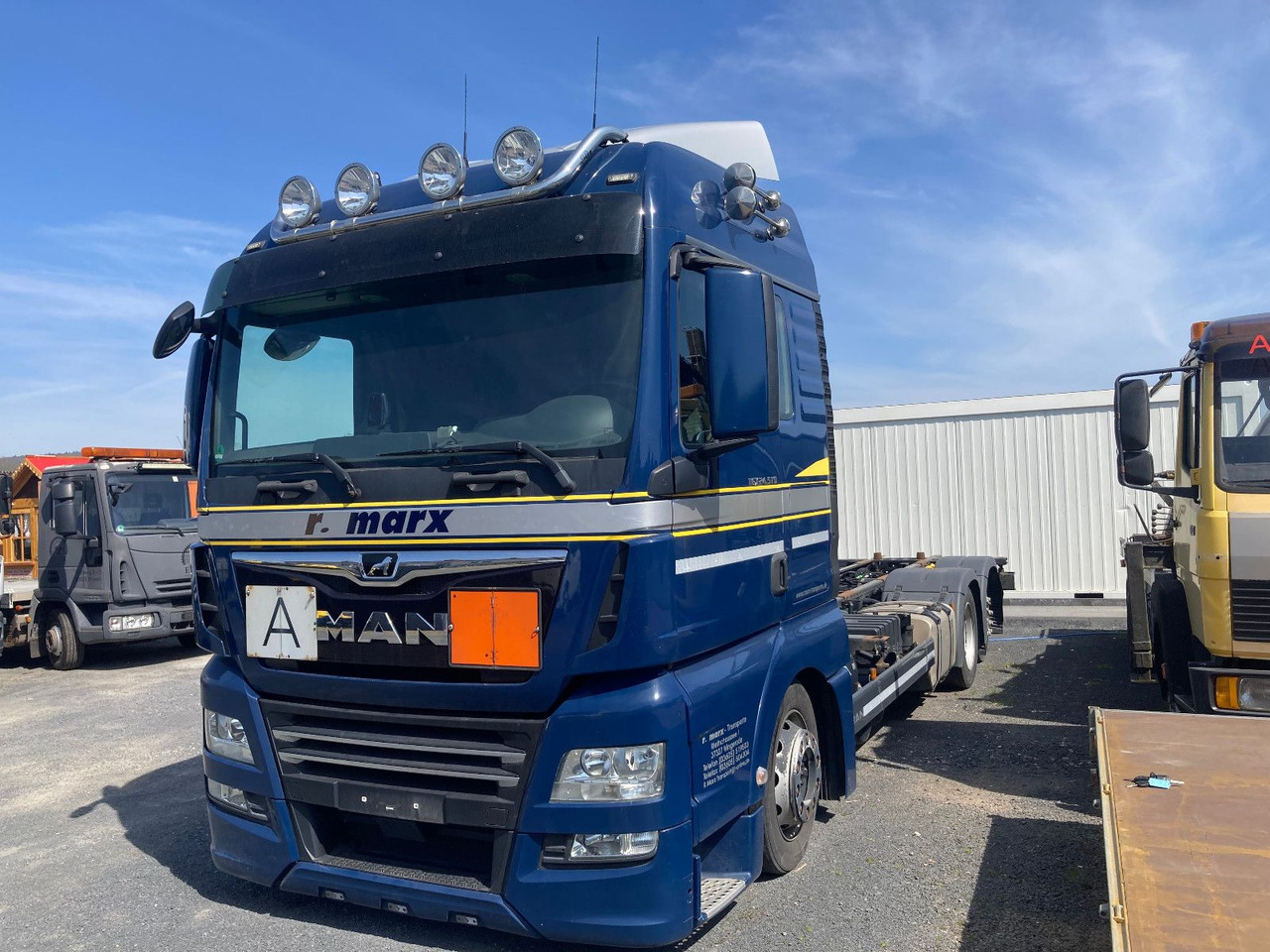 MAN TGX 26.470 Mega Ausstattung SONDERPREIS - Cserefelépítményes teherautó: 1 kép. MAN TGX 26.470 Mega Ausstattung SONDERPREIS - Cserefelépítményes teherautó: 1 kép.