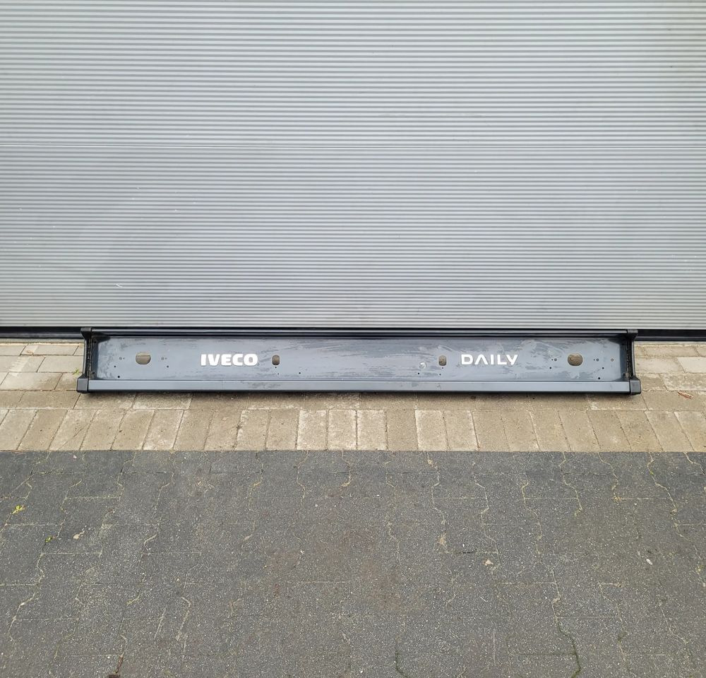 BELKA TYŁ ZDERZAK IVECO DAILY 5802852176 196CM - Lökhárító - Kisteherautó: 1 kép. BELKA TYŁ ZDERZAK IVECO DAILY 5802852176 196CM - Lökhárító - Kisteherautó: 1 kép.