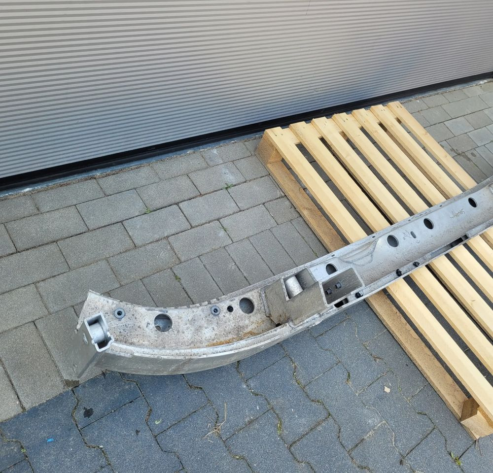 BELKA ZDERZAK RENAULT RANGE T GAMA 82679327 CHWALIM116 - Karosszéria és külső - Teherautó: 3 kép. BELKA ZDERZAK RENAULT RANGE T GAMA 82679327 CHWALIM116 - Karosszéria és külső - Teherautó: 3 kép.