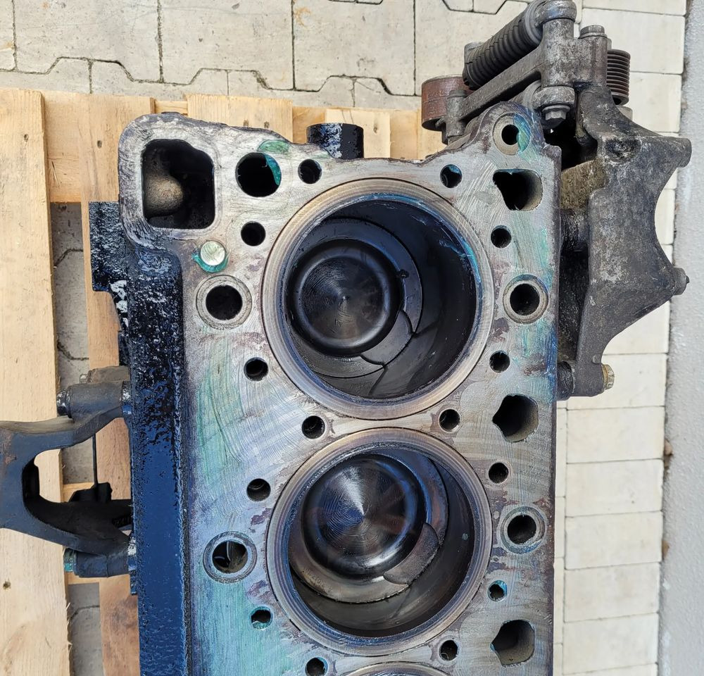 Motorblokk - Teherautó BLOK SILNIKA MERCEDES ACTROS MP4 EURO6 R471 09: 6 kép. Motorblokk - Teherautó BLOK SILNIKA MERCEDES ACTROS MP4 EURO6 R471 09: 6 kép.