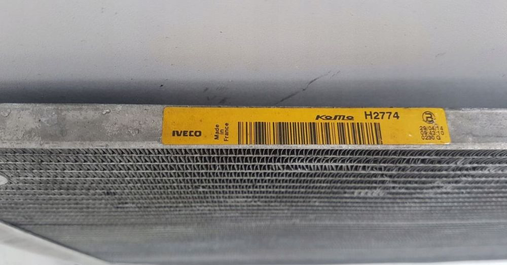 CHŁODNICA KLIMATYZACJI IVECO STRALIS HI WAY - Kondenzátor - Teherautó: 3 kép. CHŁODNICA KLIMATYZACJI IVECO STRALIS HI WAY - Kondenzátor - Teherautó: 3 kép.
