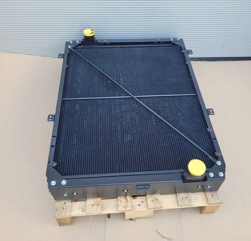 CHŁODNICA WODY MAN NOWY ORYGINAŁ 81.06101-0056 CHWALIM116 - Radiátor - Teherautó: 1 kép. CHŁODNICA WODY MAN NOWY ORYGINAŁ 81.06101-0056 CHWALIM116 - Radiátor - Teherautó: 1 kép.