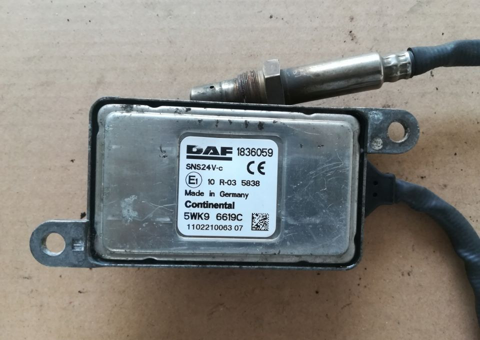 CZUJNIK NOX DAF 1836059 - Érzékelő: 1 kép. CZUJNIK NOX DAF 1836059 - Érzékelő: 1 kép.