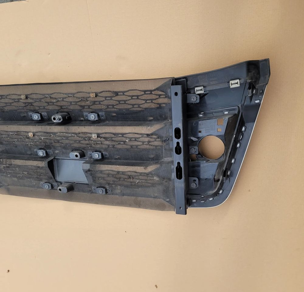 GRILL ATRAPA DAF XG XD XF NM. ORYGINAŁ 2311439 CHWALIM116 - Rács - Teherautó: 4 kép. GRILL ATRAPA DAF XG XD XF NM. ORYGINAŁ 2311439 CHWALIM116 - Rács - Teherautó: 4 kép.