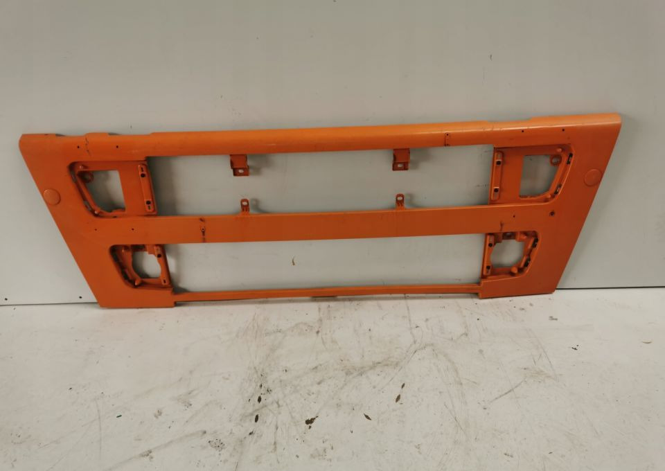 GRILL ATRAPA VOLVO Fh12 ORYGINAŁ - Rács - Teherautó: 1 kép. GRILL ATRAPA VOLVO Fh12 ORYGINAŁ - Rács - Teherautó: 1 kép.