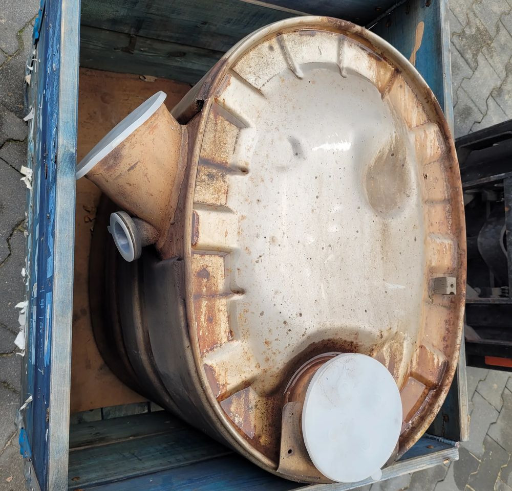 KATALIZATOR VOLVO FH13 PREMIUM CHWALIM116 ORYGINAŁ - Katalizátor - Teherautó: 1 kép. KATALIZATOR VOLVO FH13 PREMIUM CHWALIM116 ORYGINAŁ - Katalizátor - Teherautó: 1 kép.