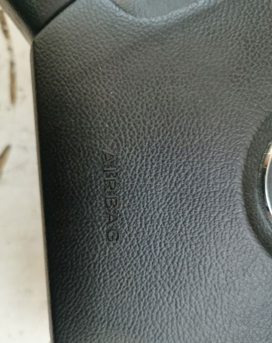 KIEROWNICA AIR BAG MERCEDES ACTROS MP4 - Kormánykerék: 2 kép. KIEROWNICA AIR BAG MERCEDES ACTROS MP4 - Kormánykerék: 2 kép.