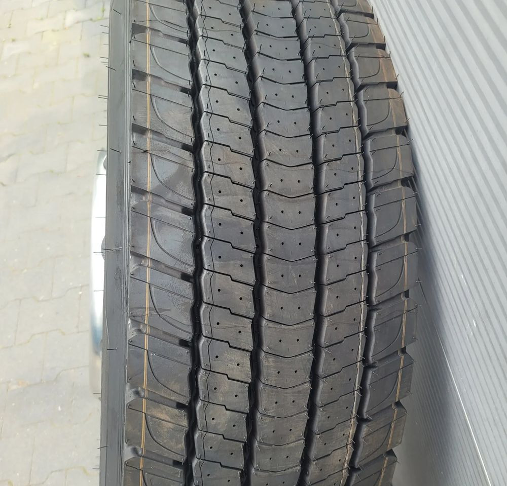 KOŁO NOWE ALCOA 9.00 MICHELIN X LINE 315/80R22.5 CHWALIM116 - Gumiabroncsok és felnik - Teherautó: 4 kép. KOŁO NOWE ALCOA 9.00 MICHELIN X LINE 315/80R22.5 CHWALIM116 - Gumiabroncsok és felnik - Teherautó: 4 kép.