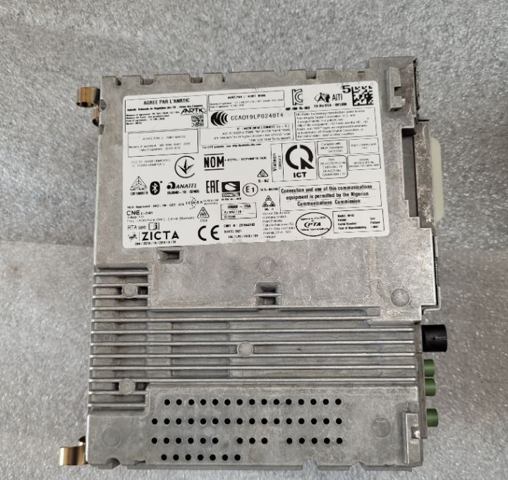 KOMPUTER MULTIMEDIÓW MERCEDES ACTROS MP5 A0124466421 - ECU - Teherautó: 2 kép. KOMPUTER MULTIMEDIÓW MERCEDES ACTROS MP5 A0124466421 - ECU - Teherautó: 2 kép.