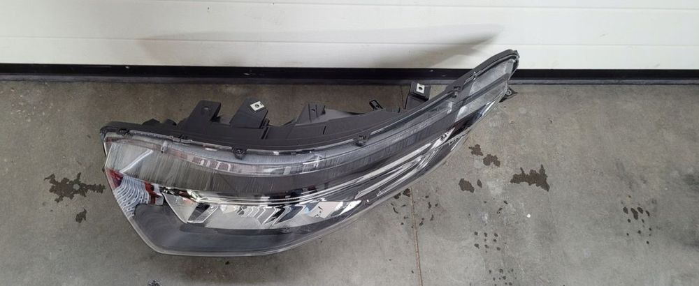 LAMPA FULL LED IVECO DAILY Lh. ORYGINAŁ 5802711800 - Fényszóró - Kisteherautó: 2 kép. LAMPA FULL LED IVECO DAILY Lh. ORYGINAŁ 5802711800 - Fényszóró - Kisteherautó: 2 kép.