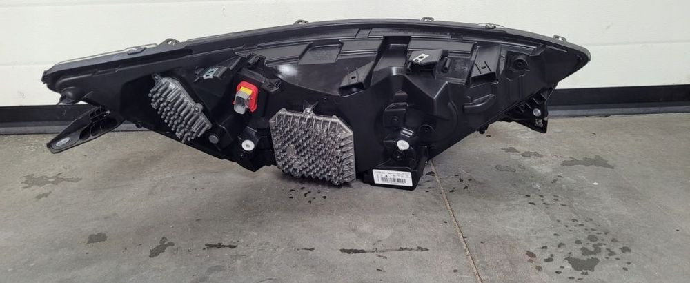 LAMPA FULL LED IVECO DAILY Lh. ORYGINAŁ 5802711800 - Fényszóró - Kisteherautó: 3 kép. LAMPA FULL LED IVECO DAILY Lh. ORYGINAŁ 5802711800 - Fényszóró - Kisteherautó: 3 kép.