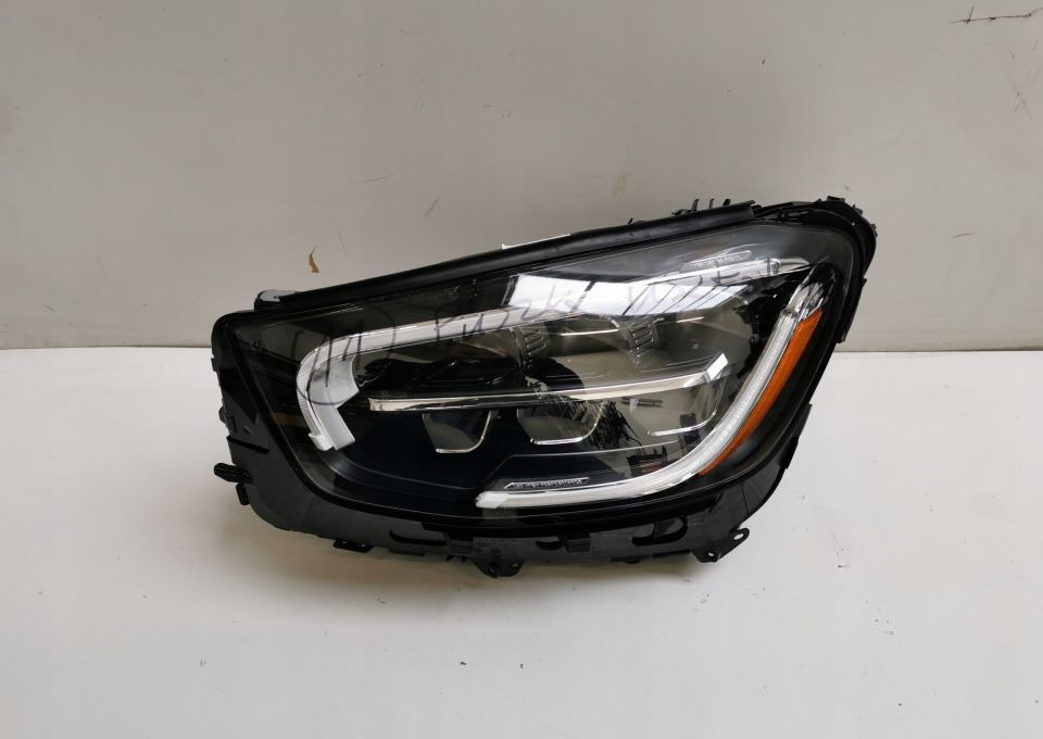 LAMPA MERCEDES GLC A2539067301 LIFT LEWA - Fényszóró: 1 kép. LAMPA MERCEDES GLC A2539067301 LIFT LEWA - Fényszóró: 1 kép.