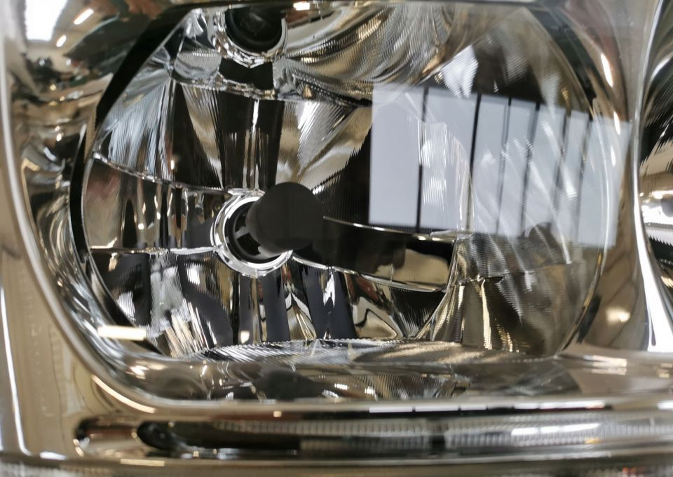 LAMPA XENON MAN TGX TGS RH.ORYGINAŁ LIFT MOCNY LED - Fényszóró - Teherautó: 2 kép. LAMPA XENON MAN TGX TGS RH.ORYGINAŁ LIFT MOCNY LED - Fényszóró - Teherautó: 2 kép.