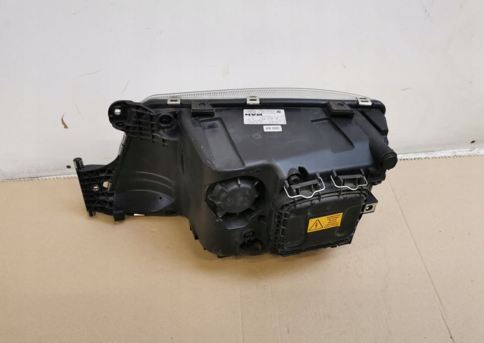 LAMPA XENON MAN TGX TGS RH.ORYGINAŁ LIFT MOCNY LED - Fényszóró - Teherautó: 3 kép. LAMPA XENON MAN TGX TGS RH.ORYGINAŁ LIFT MOCNY LED - Fényszóró - Teherautó: 3 kép.
