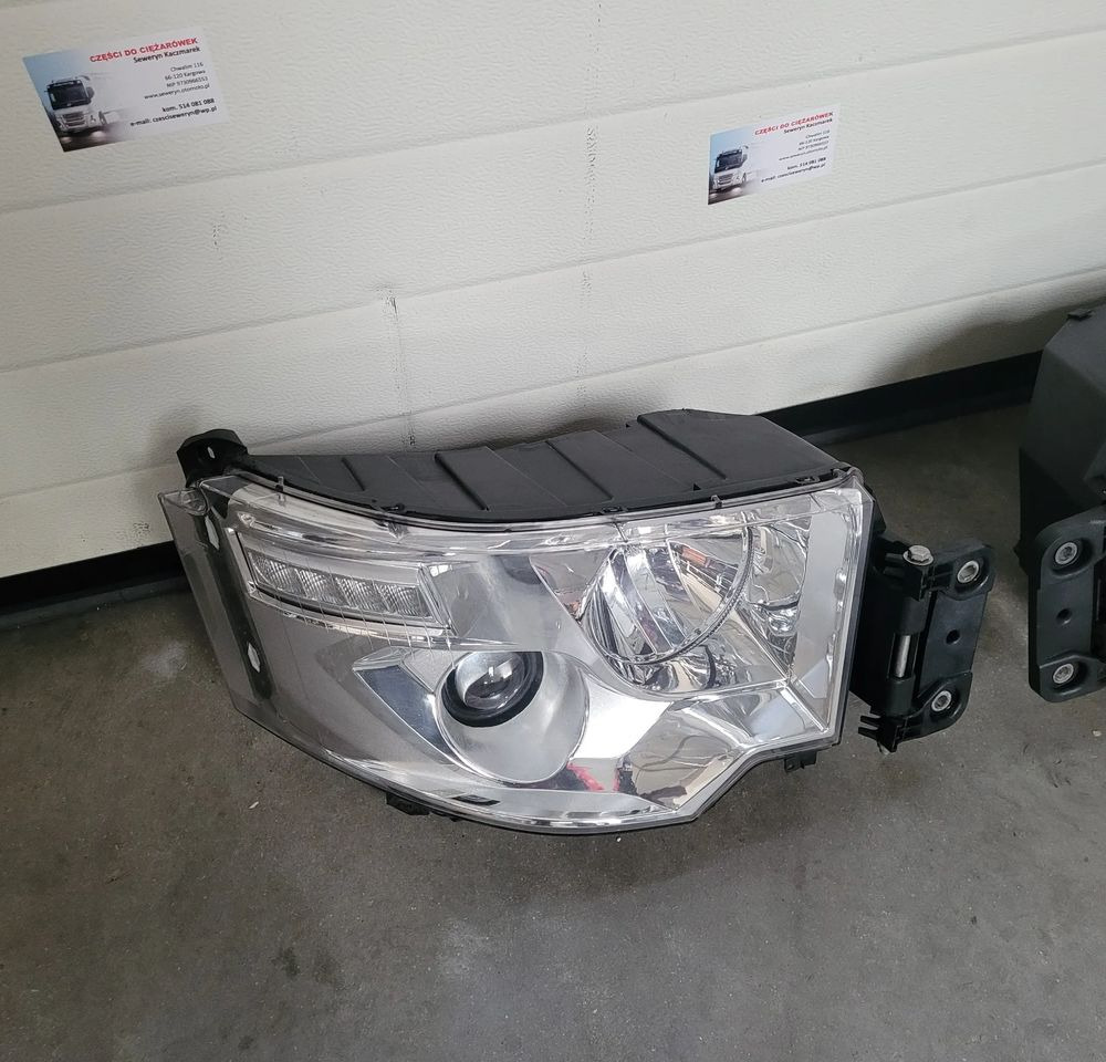 LAMPA XENON RENAULT RANGE T PRAWA LEWA - Lámpá/ Világítás - Teherautó: 2 kép. LAMPA XENON RENAULT RANGE T PRAWA LEWA - Lámpá/ Világítás - Teherautó: 2 kép.
