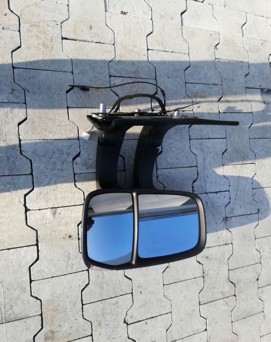 LUSTERKO IVECO DAILY ELEKTRYCZNE ORYGINAŁ - Visszapillantó tükör: 1 kép. LUSTERKO IVECO DAILY ELEKTRYCZNE ORYGINAŁ - Visszapillantó tükör: 1 kép.