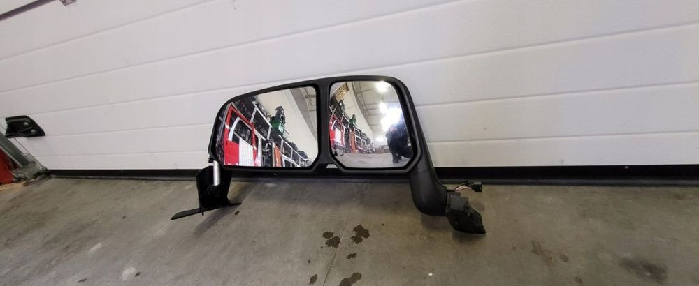 LUSTERKO IVECO S WAY PRAWE ORYGINAŁ - Visszapillantó tükör: 1 kép. LUSTERKO IVECO S WAY PRAWE ORYGINAŁ - Visszapillantó tükör: 1 kép.