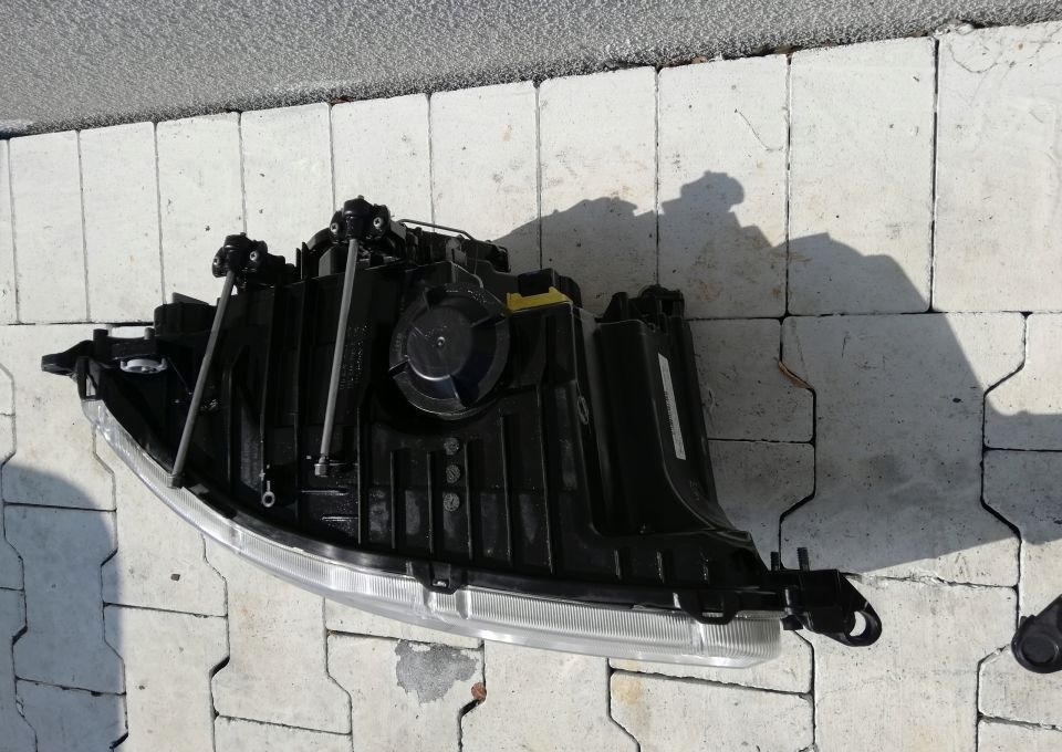 Lampy MERCEDES ACTROS Mp4 Antos ORYGINAŁ - Fényszóró - Teherautó: 4 kép. Lampy MERCEDES ACTROS Mp4 Antos ORYGINAŁ - Fényszóró - Teherautó: 4 kép.