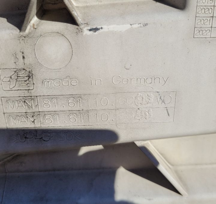 MASKA ATRAPA MAN TGS EURO6 LIFT ORYGINAŁ - Motorháztető - Teherautó: 5 kép. MASKA ATRAPA MAN TGS EURO6 LIFT ORYGINAŁ - Motorháztető - Teherautó: 5 kép.