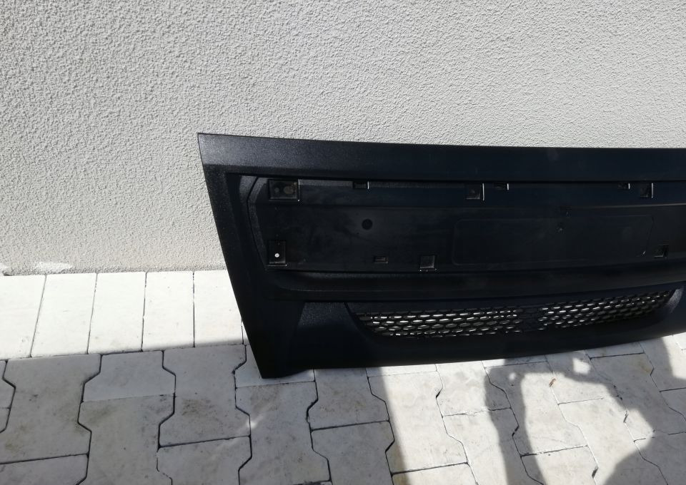 MASKA GRILL ATRAPA DAF LF NOWY ORYGINAŁ EURO6 - Motorháztető - Teherautó: 2 kép. MASKA GRILL ATRAPA DAF LF NOWY ORYGINAŁ EURO6 - Motorháztető - Teherautó: 2 kép.
