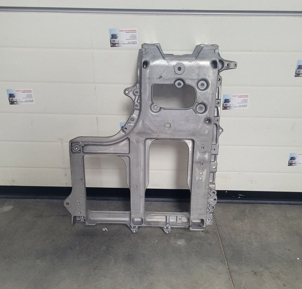 MOCOWANIE BLOTNIKA WSPORNIK MAN TG3 TGS NM 81.61243-0216 - Sárvédő - Teherautó: 2 kép. MOCOWANIE BLOTNIKA WSPORNIK MAN TG3 TGS NM 81.61243-0216 - Sárvédő - Teherautó: 2 kép.