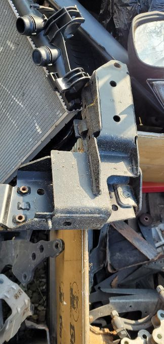 MOCOWANIE STOPNIA RENAULT RANGE T GAMA PRAWY - Lépcső - Teherautó: 1 kép. MOCOWANIE STOPNIA RENAULT RANGE T GAMA PRAWY - Lépcső - Teherautó: 1 kép.