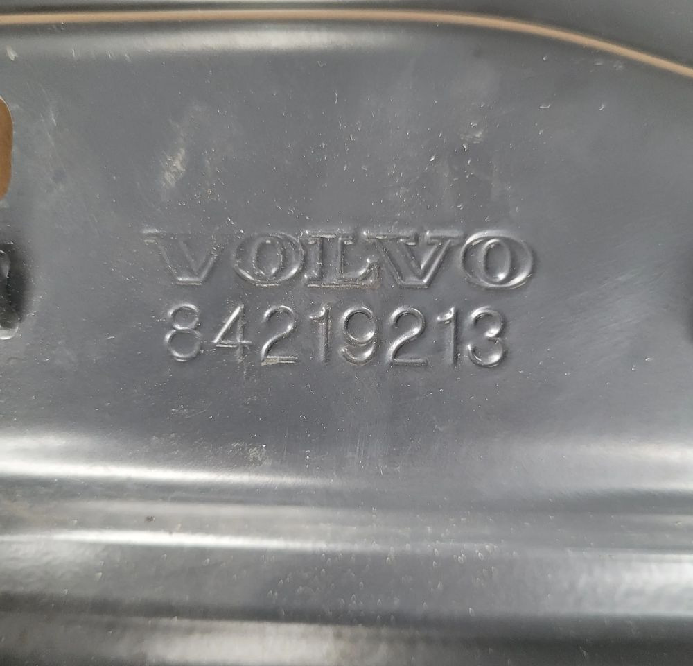 MOCOWANIE WSPORNIK VOLVO FH5 RH/LH 84219217 /84219213 ORYGINAŁ CHWALIM116 - Karosszéria és külső - Teherautó: 5 kép. MOCOWANIE WSPORNIK VOLVO FH5 RH/LH 84219217 /84219213 ORYGINAŁ CHWALIM116 - Karosszéria és külső - Teherautó: 5 kép.