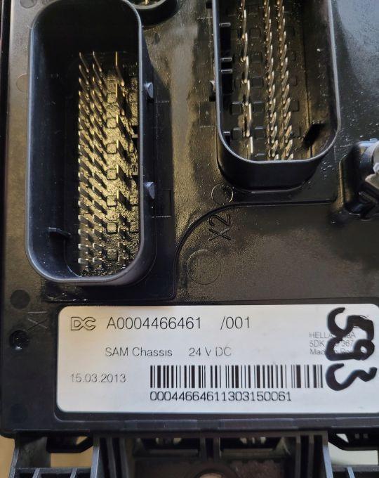 MODUŁ SAM MERCEDES ACTROS A0004466461 - ECU - Teherautó: 2 kép. MODUŁ SAM MERCEDES ACTROS A0004466461 - ECU - Teherautó: 2 kép.