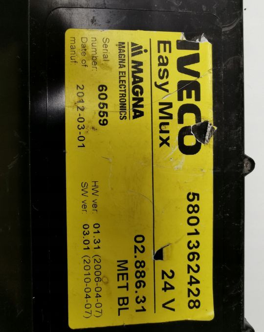 Moduł komputer EASY MUX IVECO 580 136 24 28 - ECU - Teherautó: 2 kép. Moduł komputer EASY MUX IVECO 580 136 24 28 - ECU - Teherautó: 2 kép.