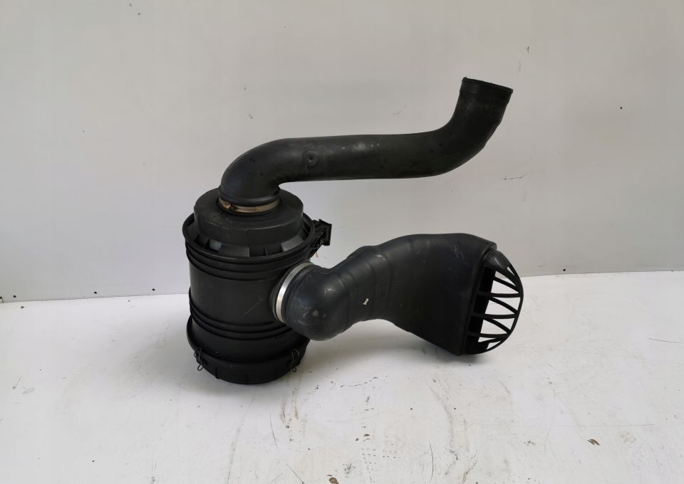 OBUDOWA FILTRA POWIETRZA Łącznik MAN TGL TGM - Levegőszűrő - Teherautó: 1 kép. OBUDOWA FILTRA POWIETRZA Łącznik MAN TGL TGM - Levegőszűrő - Teherautó: 1 kép.