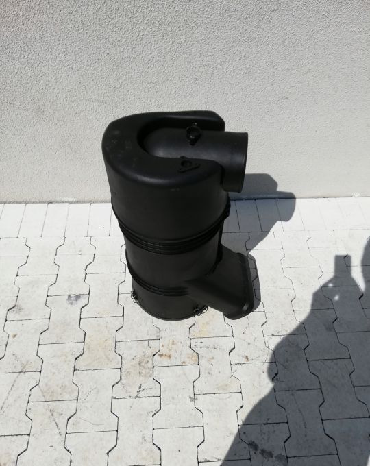 OBUDOWA FILTRA POWIETRZA MAN TGX TGS TGA EURO 5 - Levegőszűrő: 1 kép. OBUDOWA FILTRA POWIETRZA MAN TGX TGS TGA EURO 5 - Levegőszűrő: 1 kép.