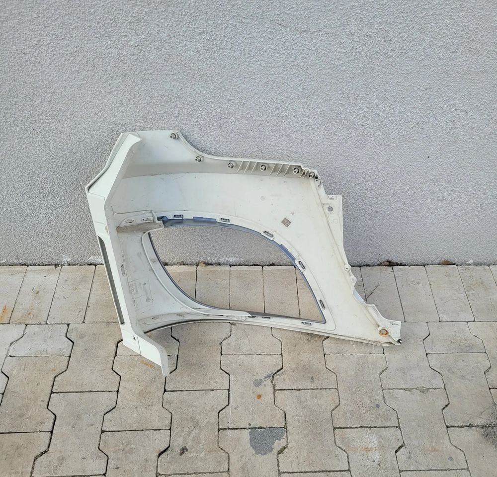 OKULAR POSZYCIE DAF XF 106 LIFT LH ORYGINAŁ - Karosszéria és külső - Teherautó: 3 kép. OKULAR POSZYCIE DAF XF 106 LIFT LH ORYGINAŁ - Karosszéria és külső - Teherautó: 3 kép.