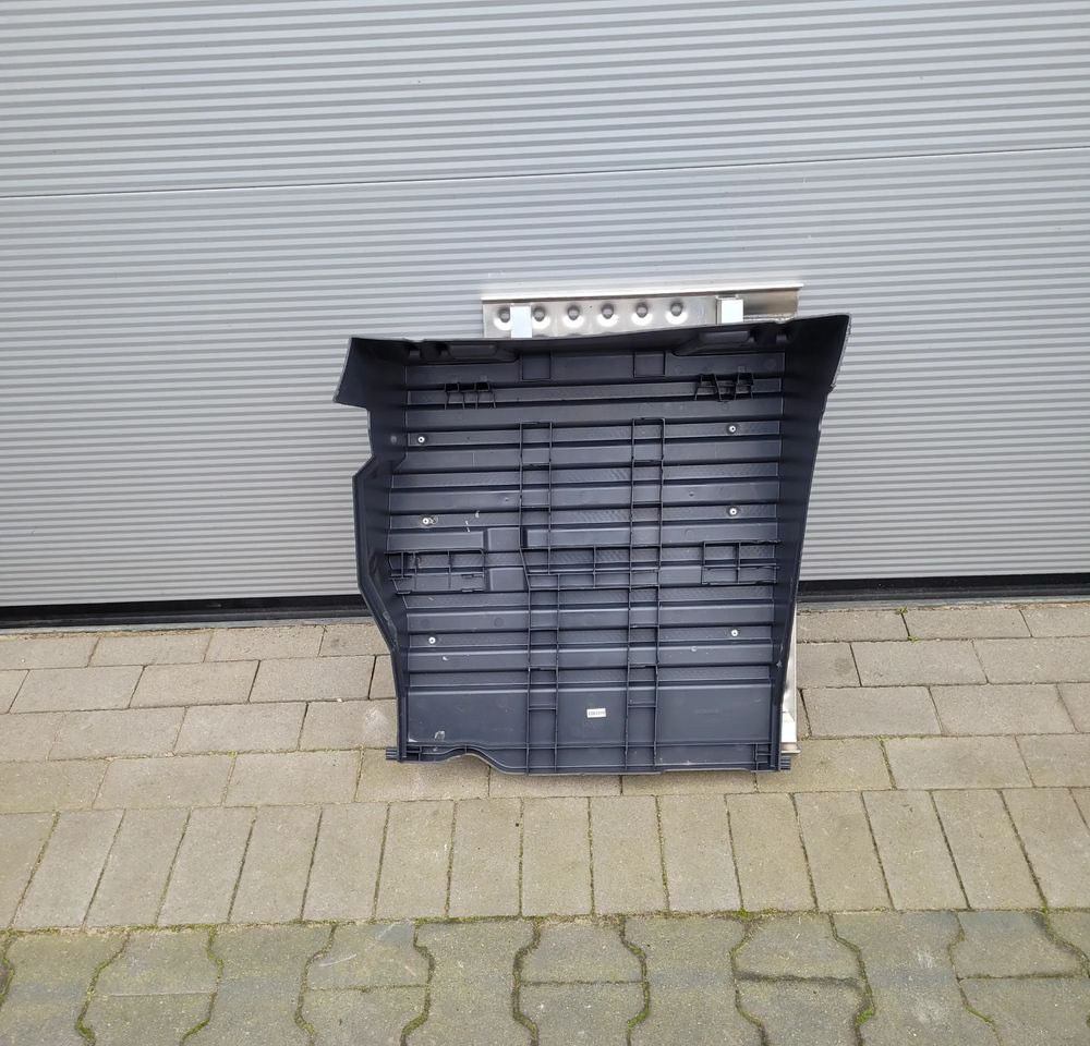 POKRYWA AKUMULATOR SCANIA S R NM. ORYGINAŁ NOWA 2196771 CHWALIM116 - Karosszéria és külső - Teherautó: 3 kép. POKRYWA AKUMULATOR SCANIA S R NM. ORYGINAŁ NOWA 2196771 CHWALIM116 - Karosszéria és külső - Teherautó: 3 kép.