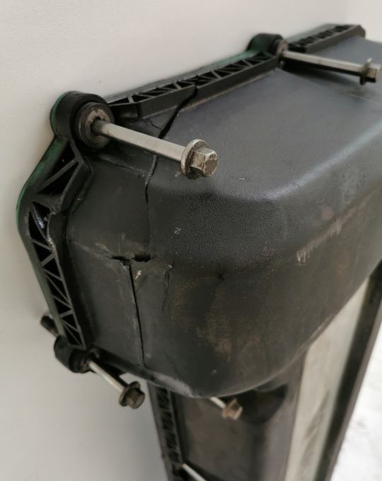 POKRYWA ZAWOROW VOLVO FH4 USZKO. - Olajteknő: 4 kép. POKRYWA ZAWOROW VOLVO FH4 USZKO. - Olajteknő: 4 kép.