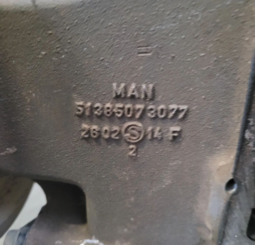 POMPA WTRYSKOWA MAN TGX TGS E6 51.11103-7845 CHWALIM116 - Üzemanyag szivattyú - Teherautó: 4 kép. POMPA WTRYSKOWA MAN TGX TGS E6 51.11103-7845 CHWALIM116 - Üzemanyag szivattyú - Teherautó: 4 kép.