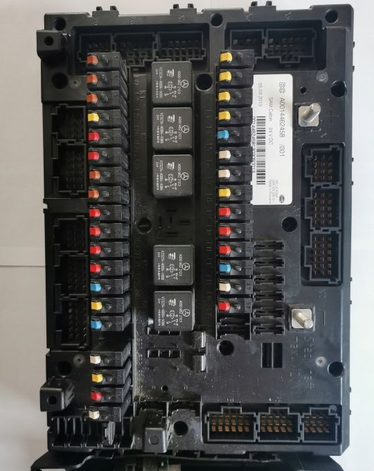 SAM CABIN MERCEDES ACTROS MP4 A001 446 24 58/001 - Biztosíték - Teherautó: 1 kép. SAM CABIN MERCEDES ACTROS MP4 A001 446 24 58/001 - Biztosíték - Teherautó: 1 kép.