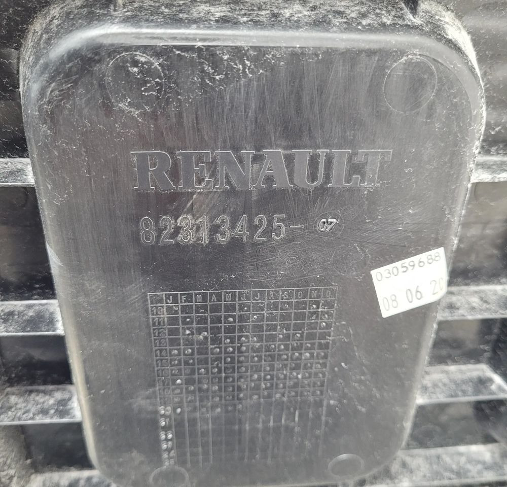 SCHOWEK LODOWKI RENAULT RANGE T 82313425 wysoka kabina - Fülke és belső tér - Teherautó: 5 kép. SCHOWEK LODOWKI RENAULT RANGE T 82313425 wysoka kabina - Fülke és belső tér - Teherautó: 5 kép.