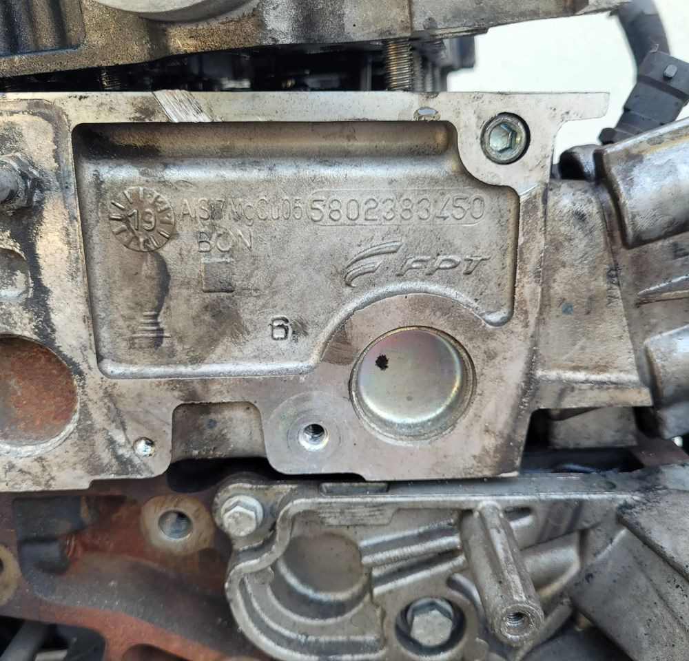 SILNIK IVECO DAILY DUCATO 2.3 E6. NA CZESCI - Motor - Kisteherautó: 4 kép. SILNIK IVECO DAILY DUCATO 2.3 E6. NA CZESCI - Motor - Kisteherautó: 4 kép.