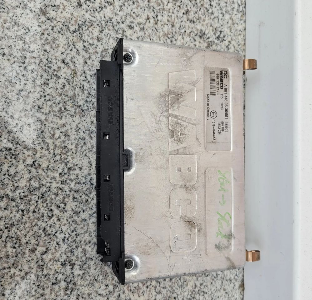 STEROWNIK WABCO MERCEDES ACTROS A0014460536/001 CHWALIM116 - ECU - Teherautó: 1 kép. STEROWNIK WABCO MERCEDES ACTROS A0014460536/001 CHWALIM116 - ECU - Teherautó: 1 kép.