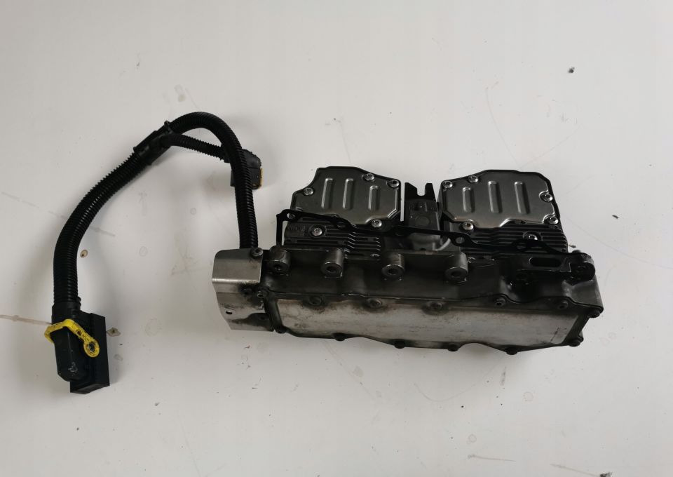 STEROWNIK WYBIERAK ZAWÓR VOLVO FH4 22273206 - ECU - Teherautó: 3 kép. STEROWNIK WYBIERAK ZAWÓR VOLVO FH4 22273206 - ECU - Teherautó: 3 kép.