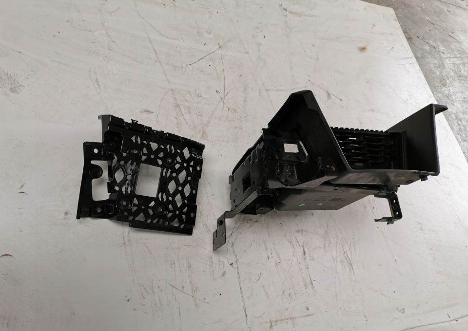 STOPNICA WŁAZ RENAULT RANGE T GAMA RH. ORYGINAŁ - Lépcső - Teherautó: 2 kép. STOPNICA WŁAZ RENAULT RANGE T GAMA RH. ORYGINAŁ - Lépcső - Teherautó: 2 kép.