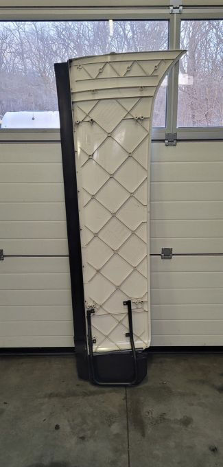 Spojler OWIEWKA SCANIA R 1534039 LEWA NOWY ORYG - Légterelő - Teherautó: 2 kép. Spojler OWIEWKA SCANIA R 1534039 LEWA NOWY ORYG - Légterelő - Teherautó: 2 kép.