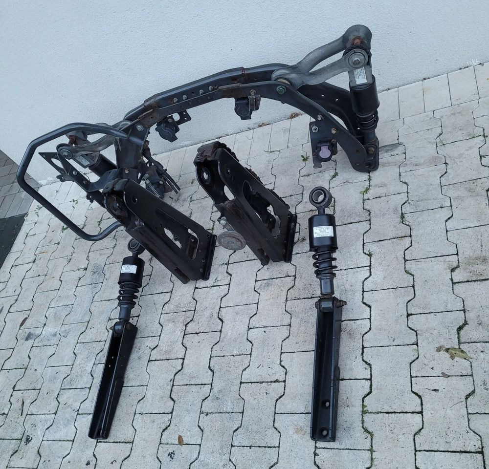 ZAWIESZENIE KABINY MERCEDES ACTROS MP4 - Fülke felfüggesztés - Teherautó: 4 kép. ZAWIESZENIE KABINY MERCEDES ACTROS MP4 - Fülke felfüggesztés - Teherautó: 4 kép.