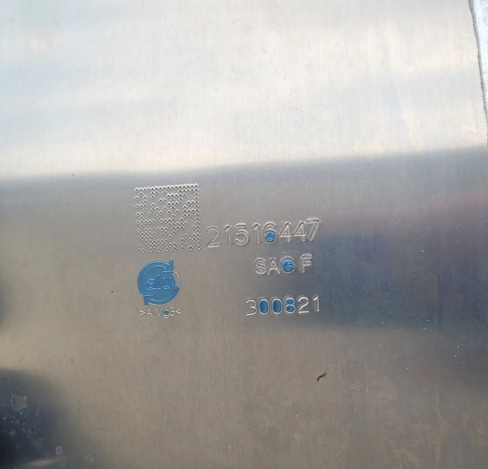 ZBIORNIK PALIWA VOLVO FH4 RENAULT OM 21516447 100X70X70 405L. - Üzemanyag tartály - Teherautó: 5 kép. ZBIORNIK PALIWA VOLVO FH4 RENAULT OM 21516447 100X70X70 405L. - Üzemanyag tartály - Teherautó: 5 kép.