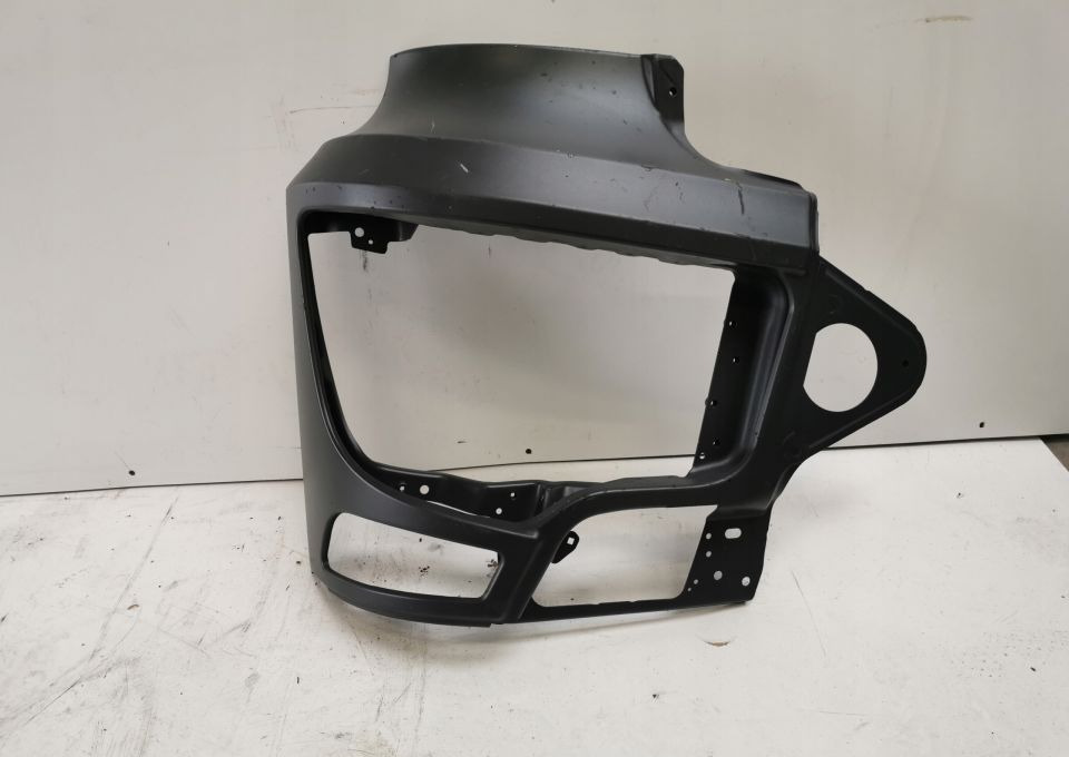 ZDARZAK NAROŻNIK MERCEDES ANTOS AROX METALOWY - Lökhárító sarok - Teherautó: 1 kép. ZDARZAK NAROŻNIK MERCEDES ANTOS AROX METALOWY - Lökhárító sarok - Teherautó: 1 kép.