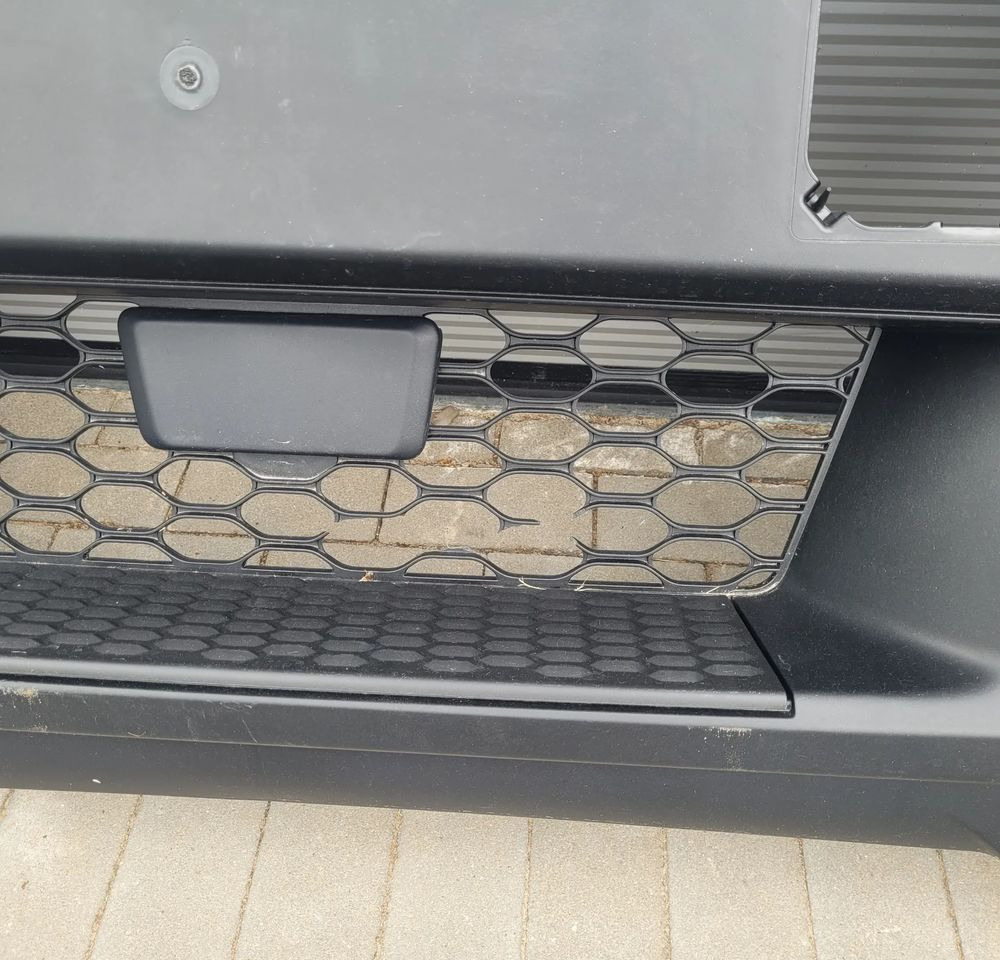 ZDERZAK IVECO EUROCARGO E6 ORYGINAŁ 5801690588 - Lökhárító - Teherautó: 5 kép. ZDERZAK IVECO EUROCARGO E6 ORYGINAŁ 5801690588 - Lökhárító - Teherautó: 5 kép.