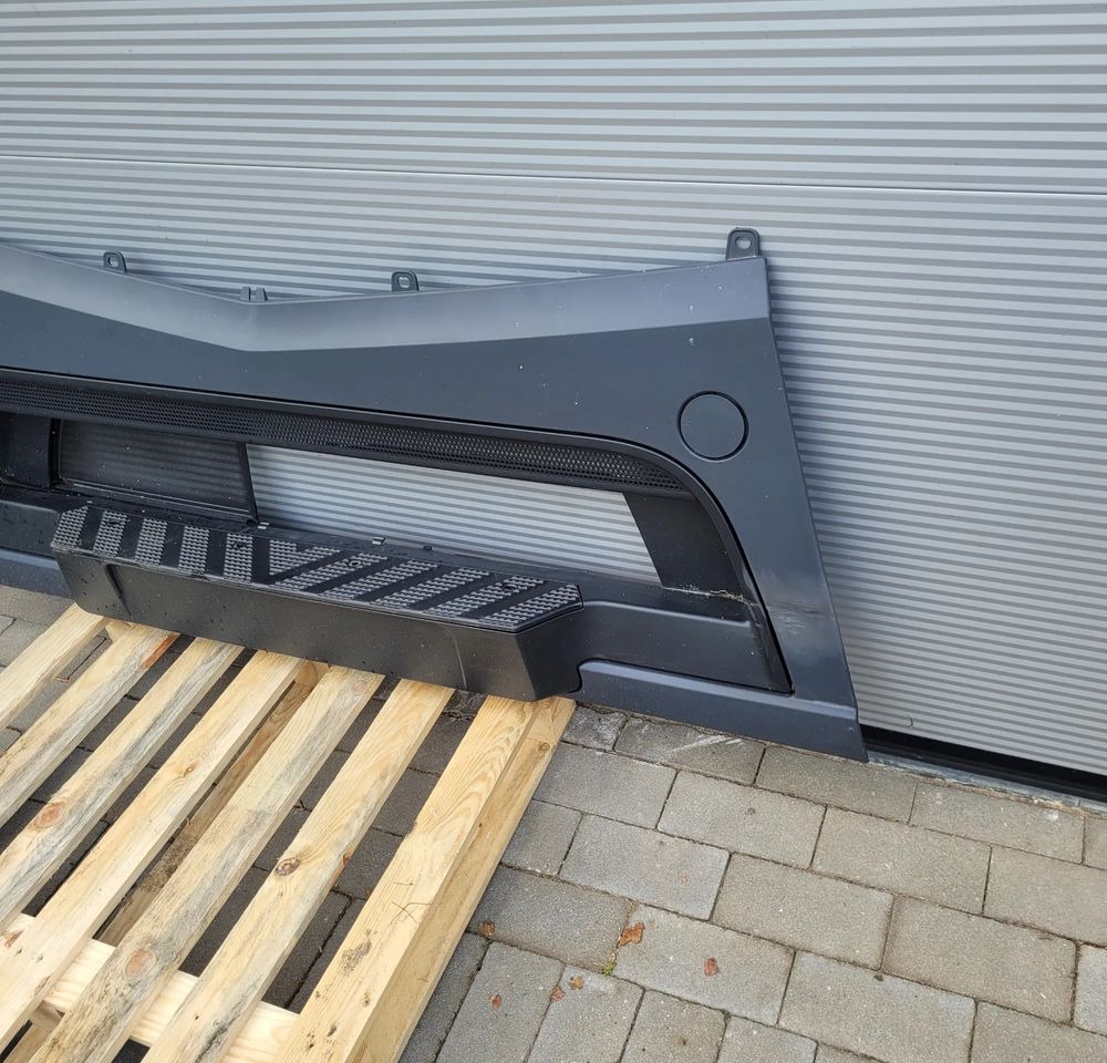 ZDERZAK MERCDESES ACTROS MP4 MP5 ORYGINAŁ CHWALIM116 - Lökhárító - Teherautó: 2 kép. ZDERZAK MERCDESES ACTROS MP4 MP5 ORYGINAŁ CHWALIM116 - Lökhárító - Teherautó: 2 kép.