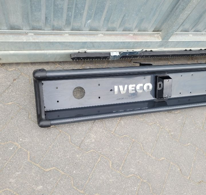 ZDERZAK TYL BELKA IVECO DAILY NM. ORYGINAL 500356844kb - Lökhárító - Teherautó: 3 kép. ZDERZAK TYL BELKA IVECO DAILY NM. ORYGINAL 500356844kb - Lökhárító - Teherautó: 3 kép.