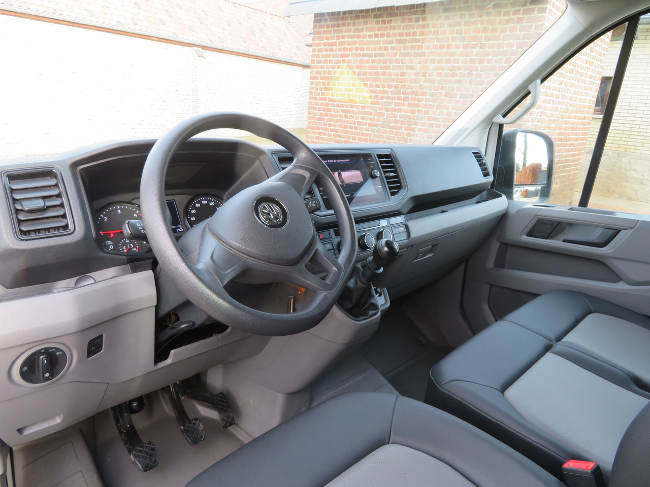 Furgon, Duplakabinos kisteherautó : 11 kép. Furgon, Duplakabinos kisteherautó : 11 kép.