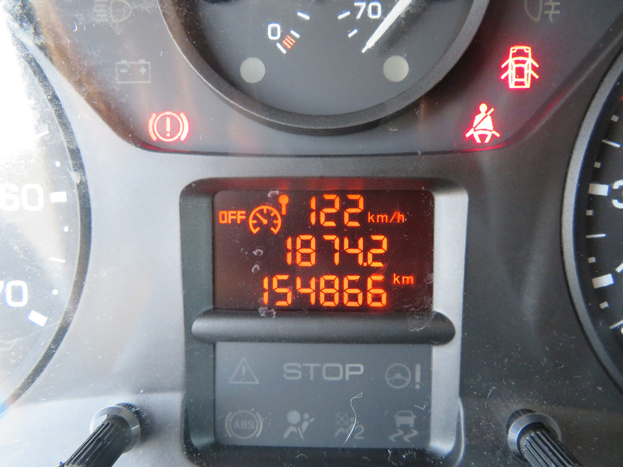 Furgon CITROËN Berlingo 1.6 BlueHDi CLUB: 17 kép.